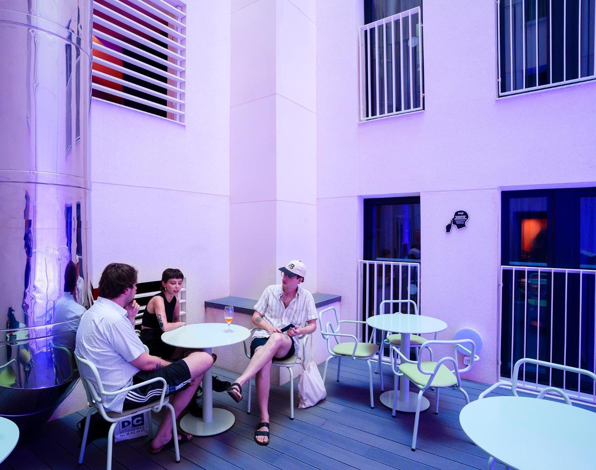Amistat City Hostel برشلونة المظهر الخارجي الصورة