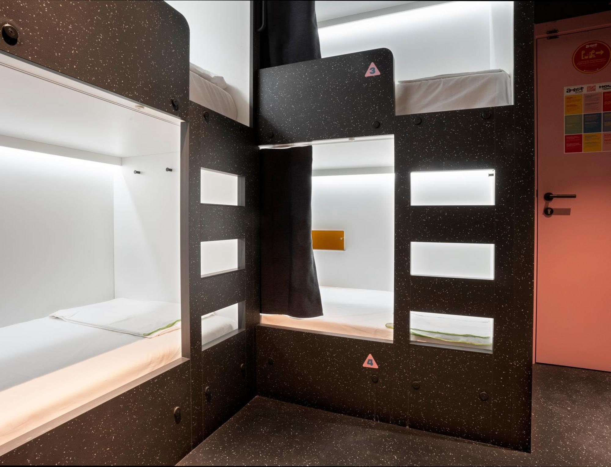 Amistat City Hostel برشلونة المظهر الخارجي الصورة