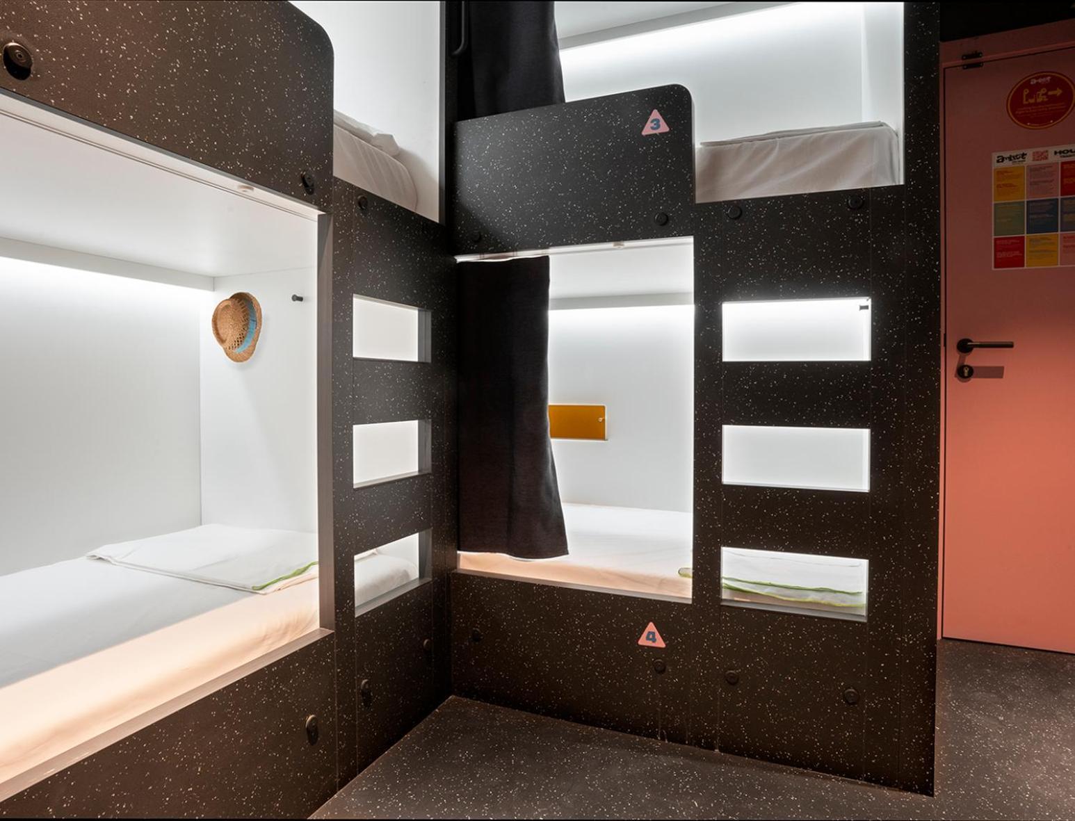 Amistat City Hostel برشلونة المظهر الخارجي الصورة